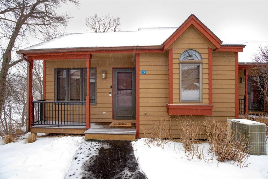 Peaceful 2-Bedroom Townhome Retreat W/Wooded View Galena Exterior photo