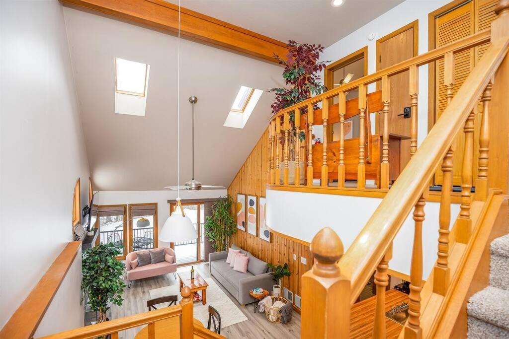 Peaceful 2-Bedroom Townhome Retreat W/Wooded View Galena Exterior photo