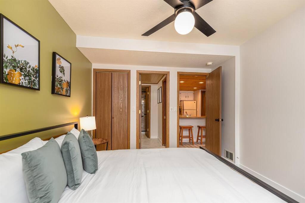 Peaceful 2-Bedroom Townhome Retreat W/Wooded View Galena Exterior photo